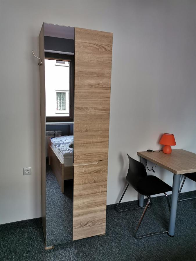 For Rest Hostel Lublin Extérieur photo