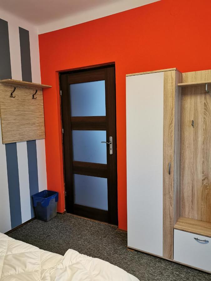For Rest Hostel Lublin Extérieur photo