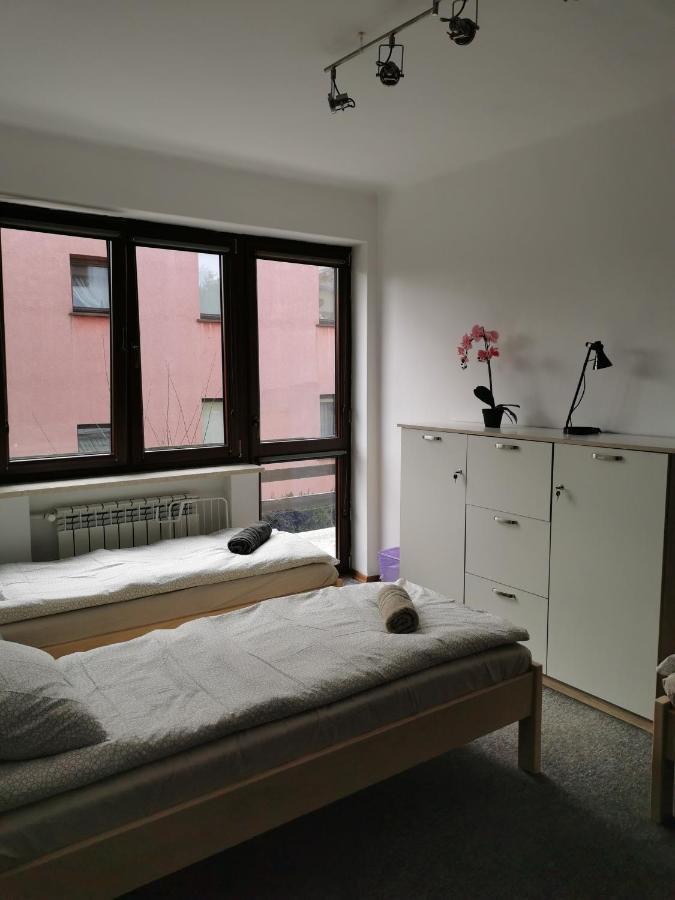 For Rest Hostel Lublin Extérieur photo