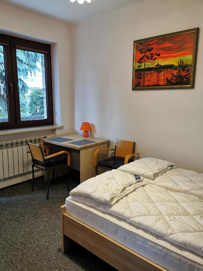 For Rest Hostel Lublin Extérieur photo