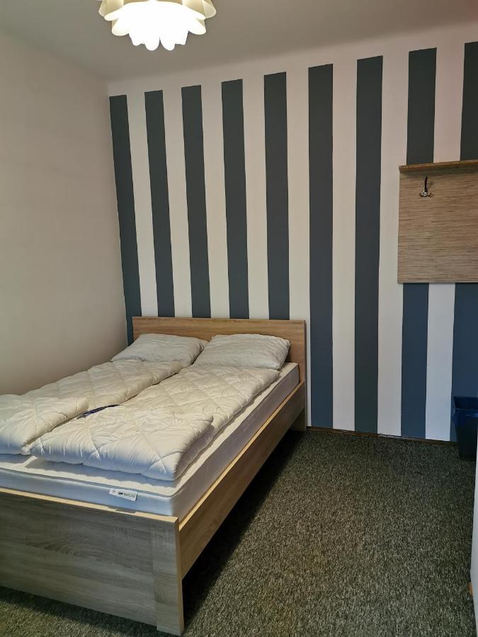 For Rest Hostel Lublin Extérieur photo