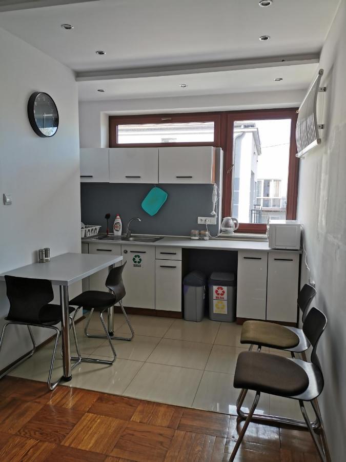 For Rest Hostel Lublin Extérieur photo