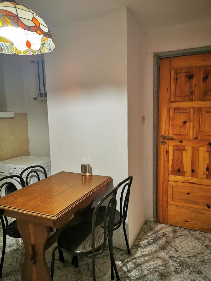 For Rest Hostel Lublin Extérieur photo