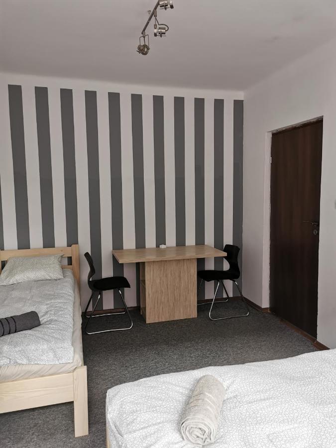 For Rest Hostel Lublin Extérieur photo